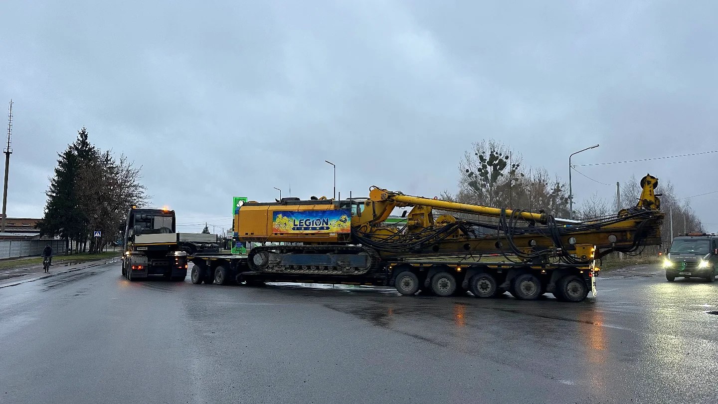 Мобілізації бурової установки Bauer BG36